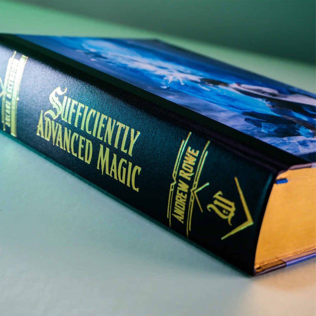 'Sufficiently Advanced Magic' Illustrated Deluxe Edition